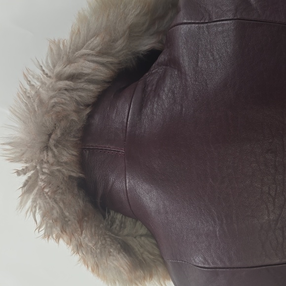 Vintage Deep Burgundy Leather Coat with Fur Collar And Pockets - Picture 11 of 16
